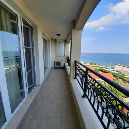 Private Super By Sea In ! Апартаменты Поморие