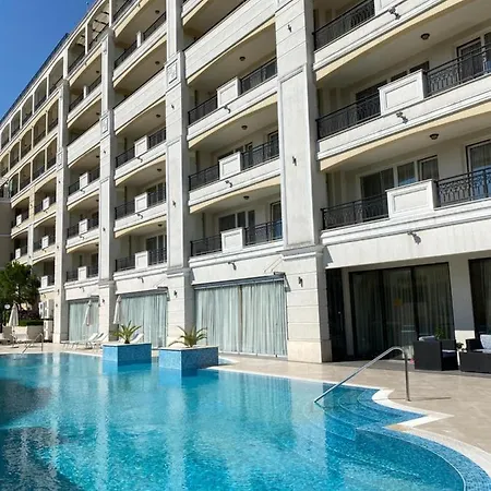 Private Super By Sea In ! פומורי