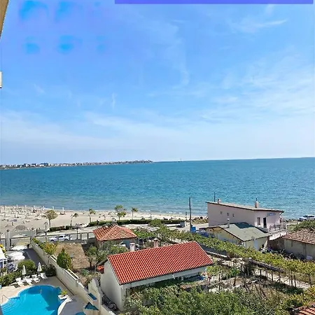 Private Super By Sea In ! דירה *