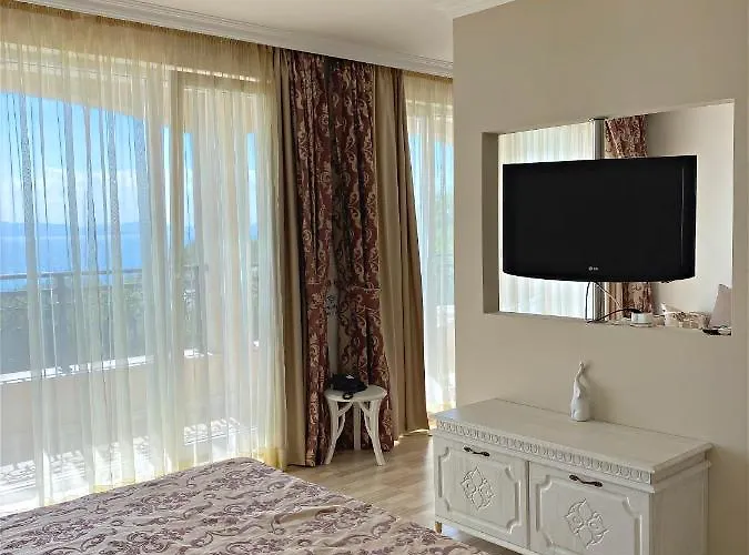 Private Super By Sea In ! 帕莫瑞